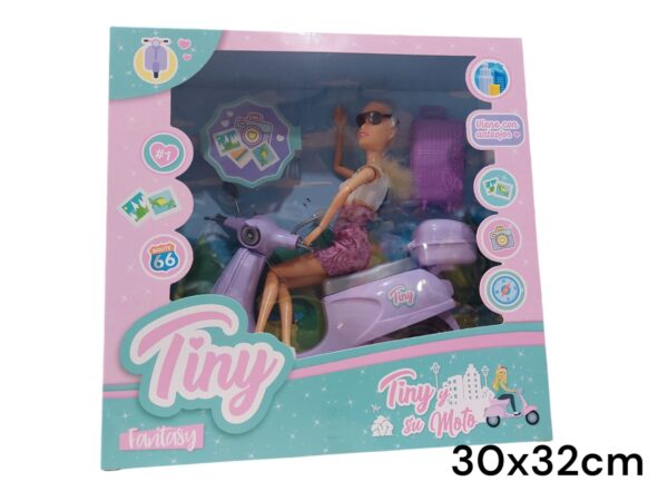 MUÑECA TINY C/MOTO Y CASCO
