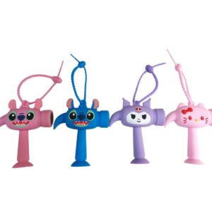 LLAVERO FORMA MARTILLO CON CHIFLE DE PERSONAJES